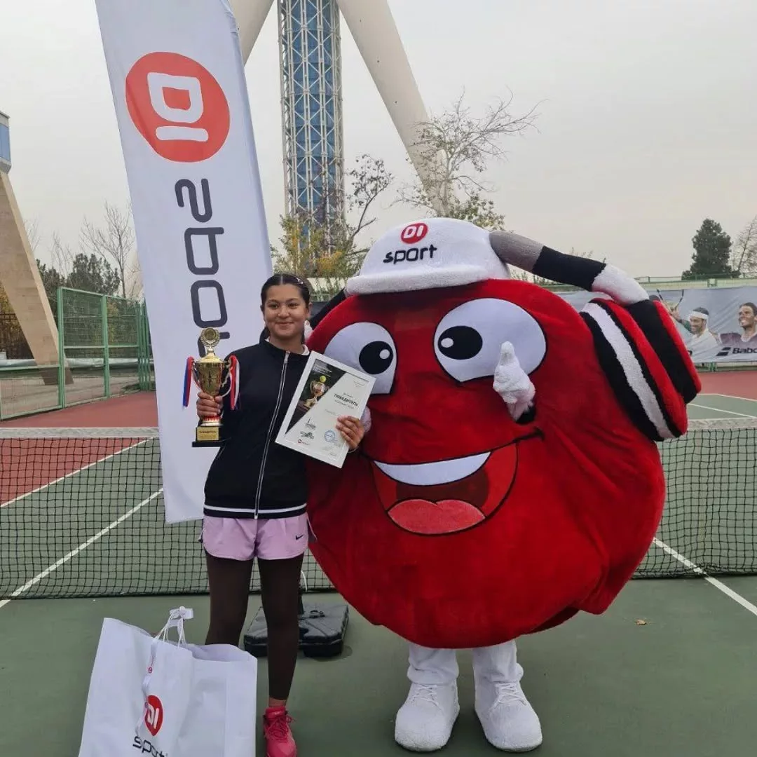 Mumtozbegim Akramova 2012, Uzbekistan đșđż | Tennis junior interview, Jul 2025 2 mumtozbegim akramova 2012 uzbekista3 tennis junior girl 1