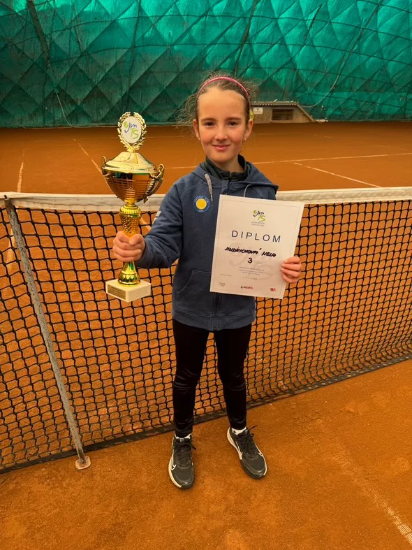Nela Jindrichova 2015, Czech Republic 🇨🇿 | Tennis junior interview, Jul 2025 4 nela jindrichova 2015 slovakia tennis junior girl 3