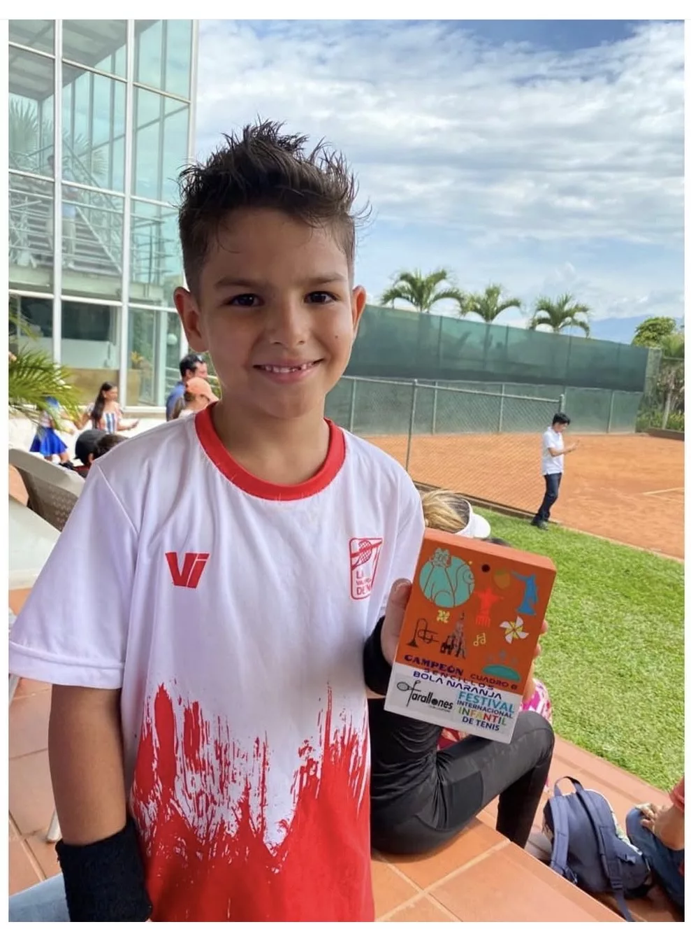 salvador arango orozco 2017 colombia tennis junior boy 5
