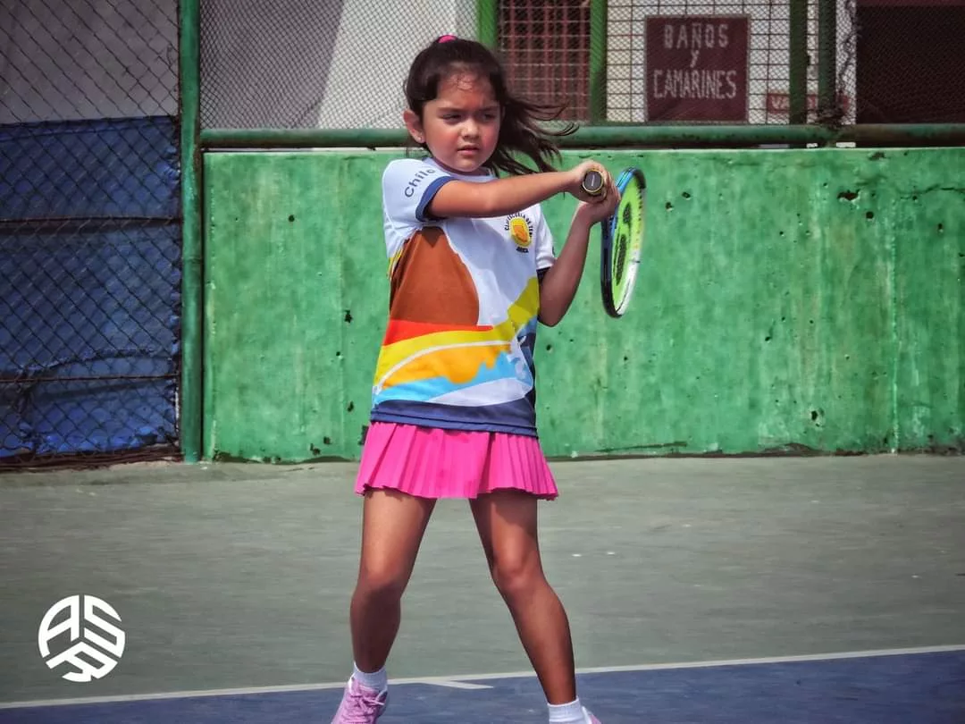Victoria Schwartinsky 2016, Chile 🇨🇱 | Tennis junior interview, Jul 2025 2 victoria schwartinsky 2016 chile tennis junior girl 1